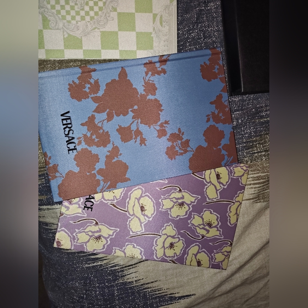 Versace Patterned Notebooks Set - Picture 3 of 3